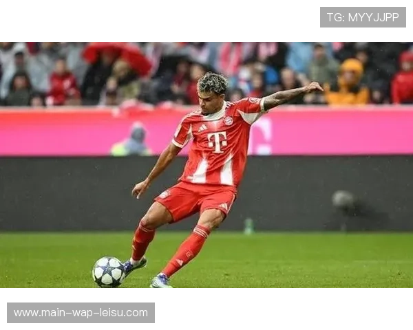 拜仁新援中卫迪亚斯一月表现抢眼,场均拦截数据领跑德甲