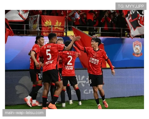 半场战报：成都蓉城1-0领先天津津门虎，外援世界波破门